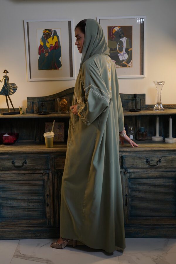Aina - Image 2